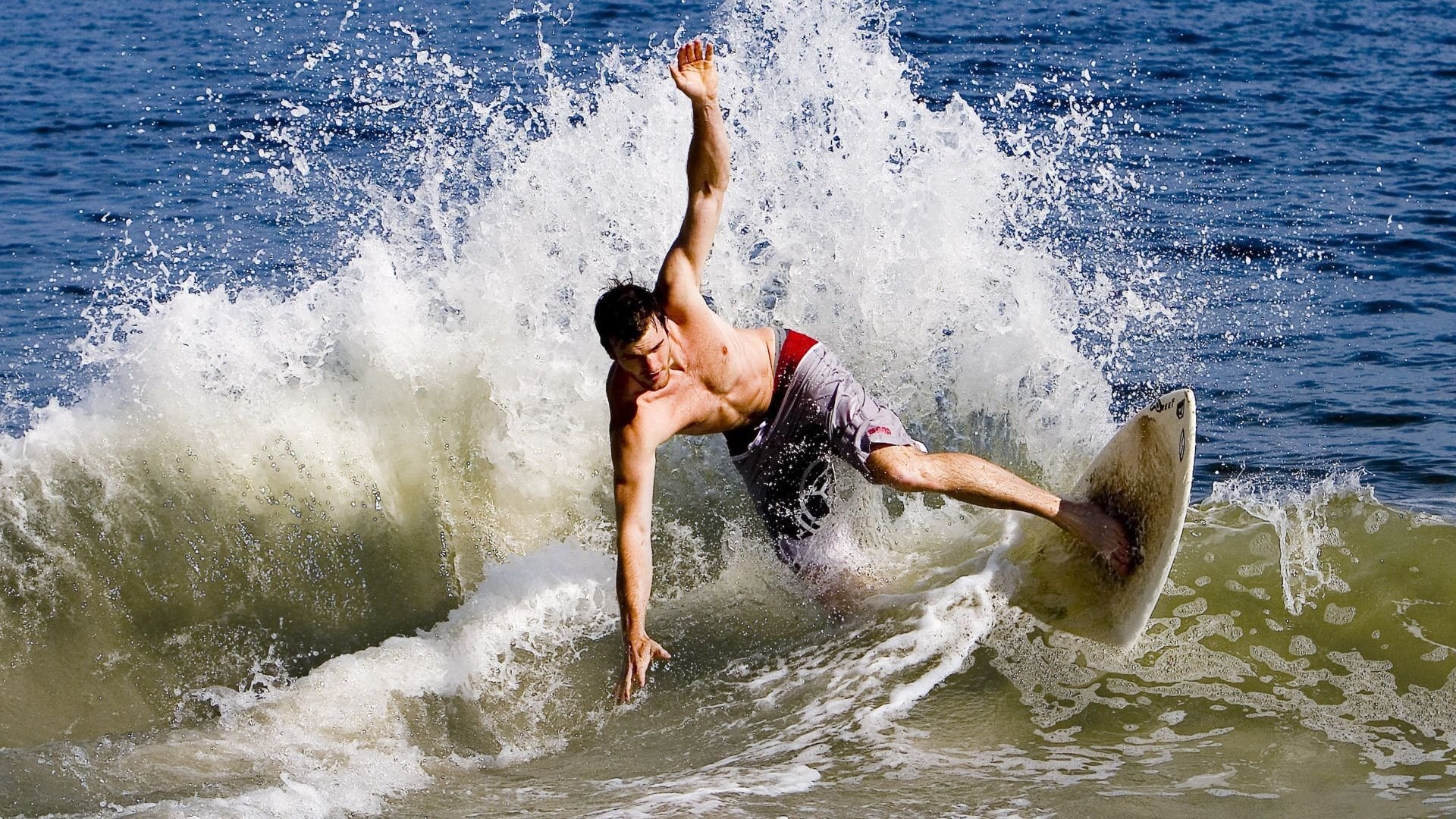 赛道故事：每一段路线背后的艰辛与荣耀，赛道路线教程