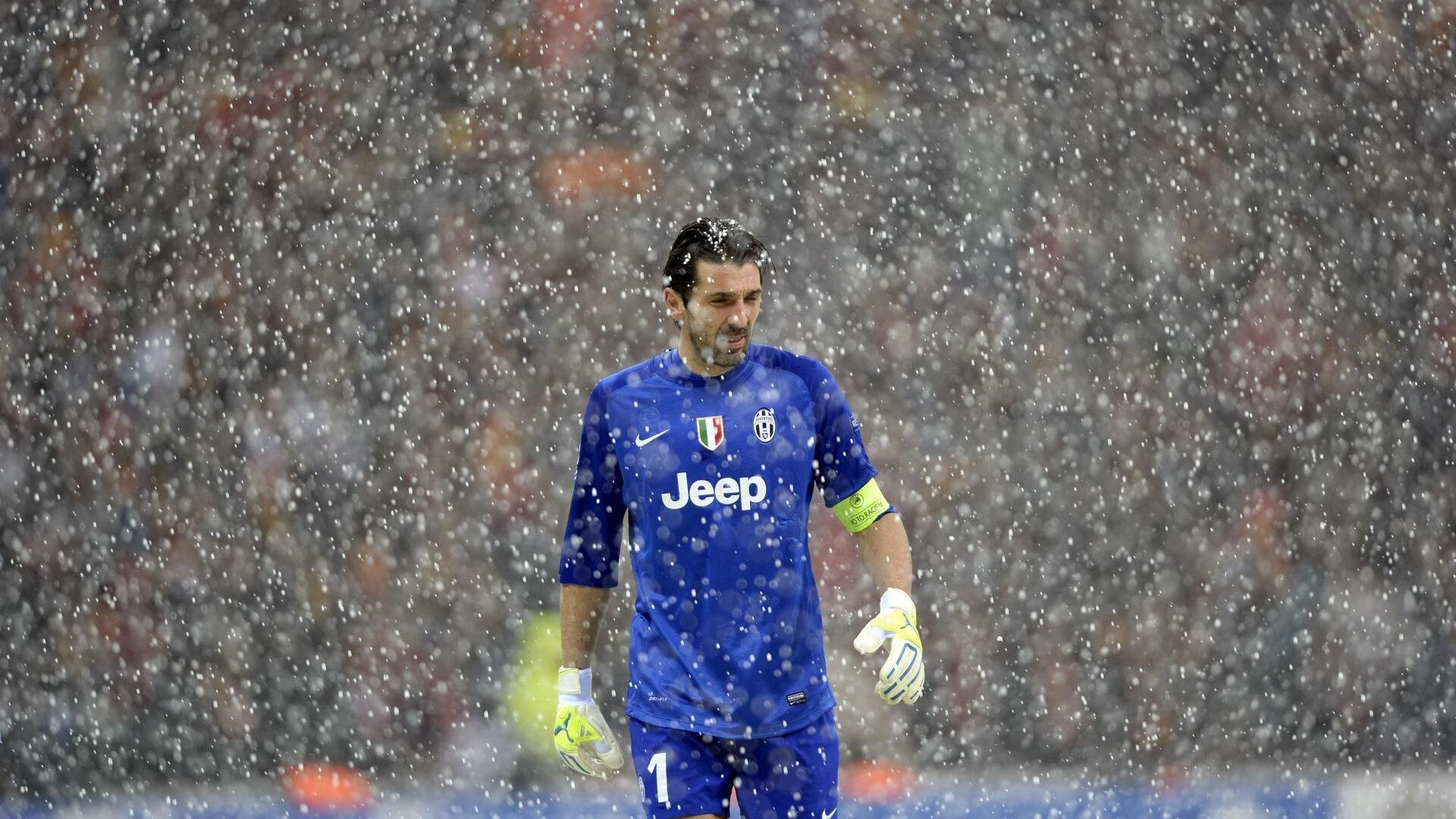 开云体育登陆入口-足球元宇宙项目发布沉浸式互动观赛体验，宇宙足球队游戏